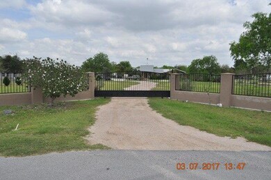 8608 Martin Morales Rd, Weslaco, TX 78599 - photo 3