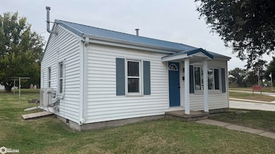 1726 Carroll St, Keokuk, IA 52632 - photo 3