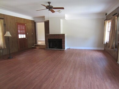 2000 W Lakeridge Dr, Albany, GA 31707 - photo 2