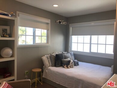 3rd Bedroom w walk-in closet