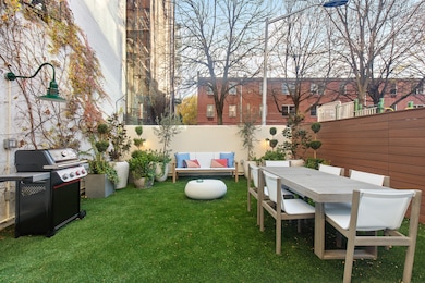 650 E 6th St unit TH, New York, NY 10009 - photo 6