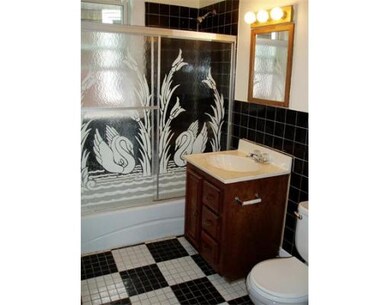 71 W Walnut Park, Roxbury, MA 02119 - photo 6