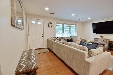 8 Wickford Rd, Framingham, MA 01701 - photo 7