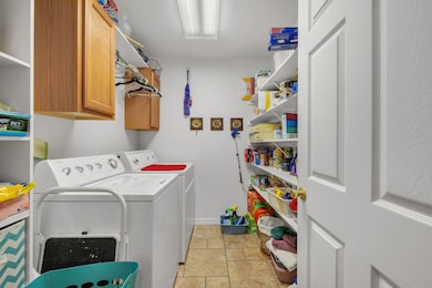 Pantry/Laundry