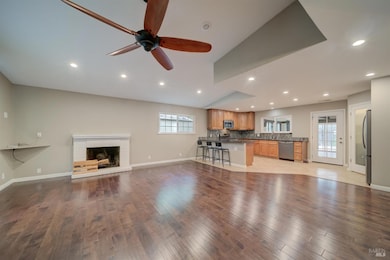 218 San Vicente Ct, Vacaville, CA 95687 - photo 5