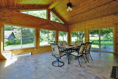 2516 Plainview-33