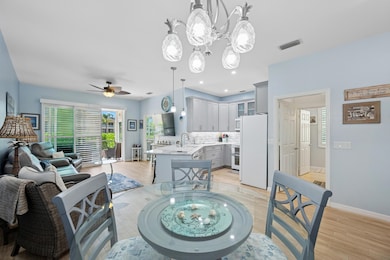 09_1067HartleyAve_Unit702_2009_HiRes