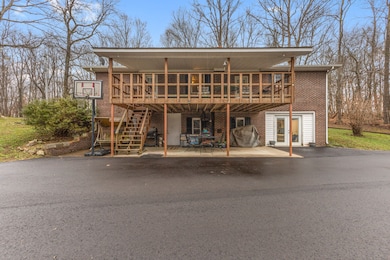 392 Feather Ridge Rd, Charlotte, TN 37036 - photo 2