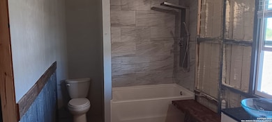 351 Elbert, Marion, TX 78124 - photo 7