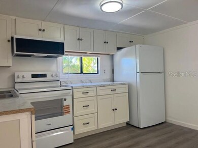 10315 Cortez Rd W unit 1B, Bradenton, FL 34210 - photo 2