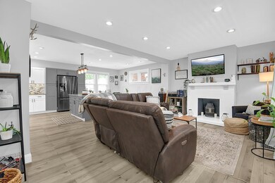 5-web-or-mls-1142-e-whittier-st