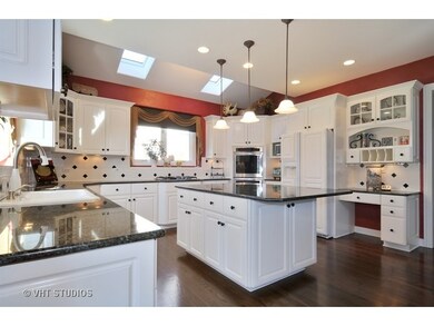 1808 Baybrook Ct, Naperville, IL 60564 - photo 3