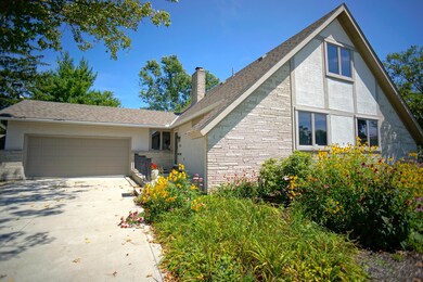 5560 Millington Rd, Columbus, OH 43235 - photo 6