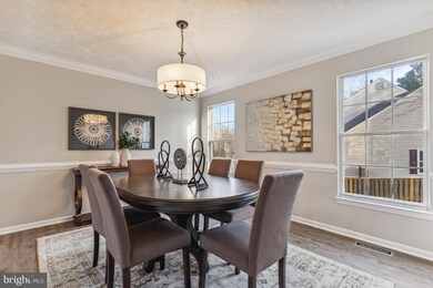 16701 Tintagel Ct, Dumfries, VA 22025 - photo 7