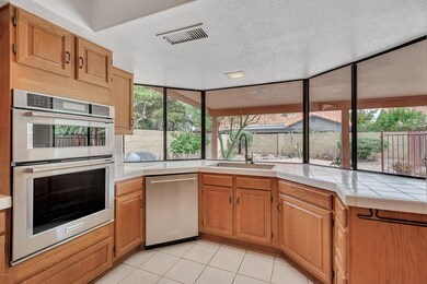 1324 E Vinedo Ln, Tempe, AZ 85284 - photo 3