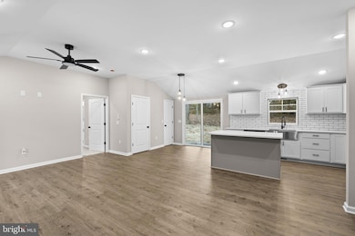 8611 Engleman Ln, Spotsylvania, VA 22551 - photo 7