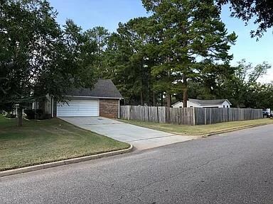 637 Chapelwood Dr, Dothan, AL 36305 - photo 3