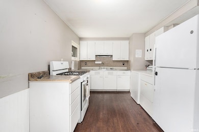 114 S Cherry St, New Carlisle, IN 46552 - photo 5