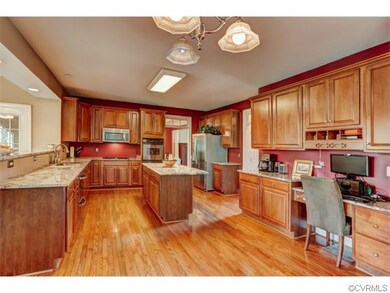 10619 Saluda Ave, Glen Allen, VA 23060 - photo 4