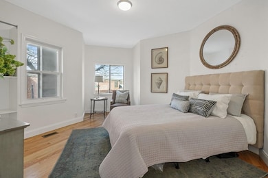 29 Alston St unit 2, Somerville, MA 02143 - photo 2