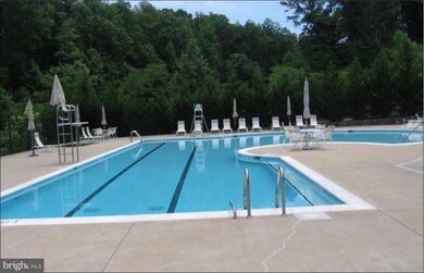 9710 Handerson Place unit 201, Manassas Park, VA 20111 - photo 4