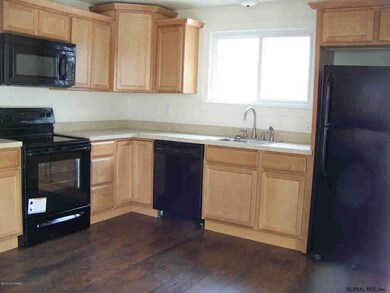 18 Sherman Ave, Corinth, NY 12822 - photo 4