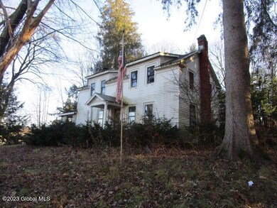 196 Palmer Ave, Corinth, NY 12822 - photo 3