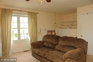 1926 Winslow Ct, Woodbridge, VA 22191 - photo 4