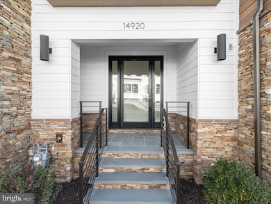 14920 Dispatch St, Rockville, MD 20850 - photo 3