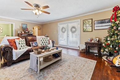 813 James St, Whiteville, NC 28472 - photo 7