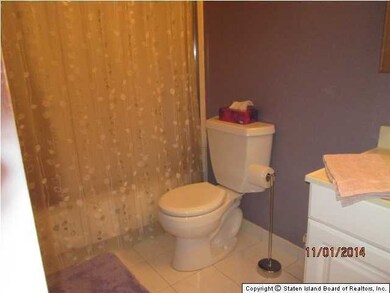 501 Willow Rd E unit 2, Staten Island, NY 10314 - photo 6