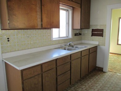 2361 Orchard Ave, Klamath Falls, OR 97601 - photo 5