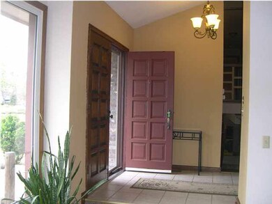 Beautiful Tiled Entry!