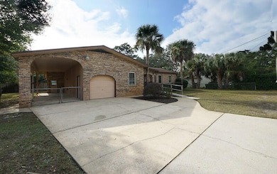 310 Stacy Cir NE, Fort Walton Beach, FL 32548 - photo 2