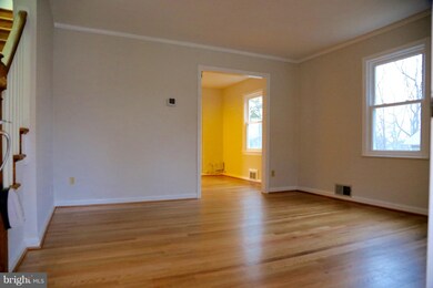 5848 Edgehill Dr, Alexandria, VA 22303 - photo 6