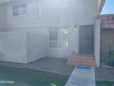 5604 S Clambake Bay Ct unit C, Tempe, AZ 85283 - photo 2
