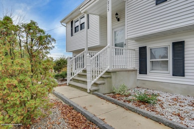 203 Cranberry Rd, Toms River, NJ 08753 - photo 2