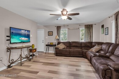6-web-or-mls-2824 Villa Venezia Ct 6