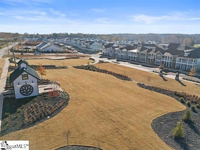 404 Beautyberry St, Simpsonville, SC 29681 - photo 3