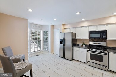 10848 Sherwood Hill Rd, Owings Mills, MD 21117 - photo 2