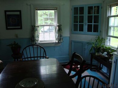 892 Charlton Rd, Schenectady, NY 12302 - photo 3