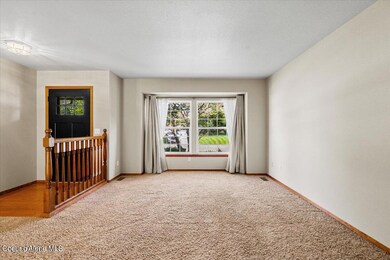 07-Living Room