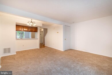 19102 Willow Spring Dr, Germantown, MD 20874 - photo 6