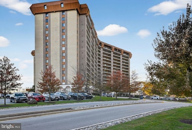 10413 Valley Forge Cir unit 413, King of Prussia, PA 19406 - photo 3