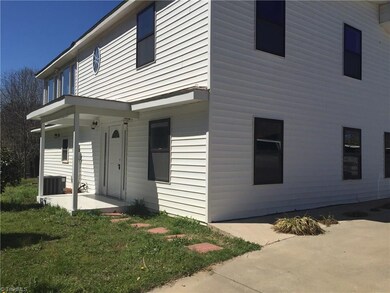 452 Mabe Rd, Star, NC 27356 - photo 3