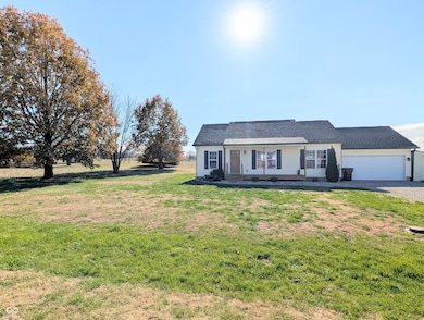 4485 W Angie Dr, Martinsville, IN 46151 - photo 3