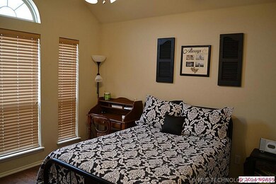 1706 W 119th St S, Jenks, OK 74037 - photo 3