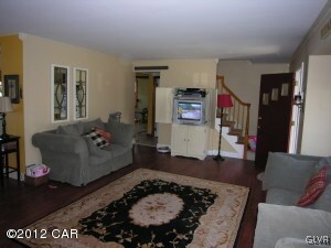 35 Frankford Ave, Tamaqua, PA 18252 - photo 3