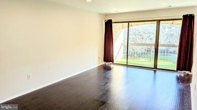 429 Christopher Ave unit 23, Gaithersburg, MD 20879 - photo 4