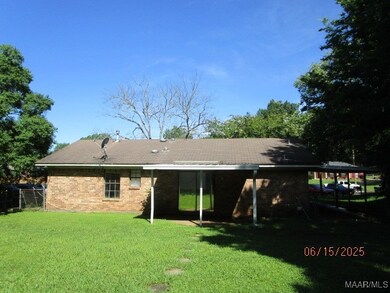 1333 Pembrook Ct, Montgomery, AL 36109 - photo 4